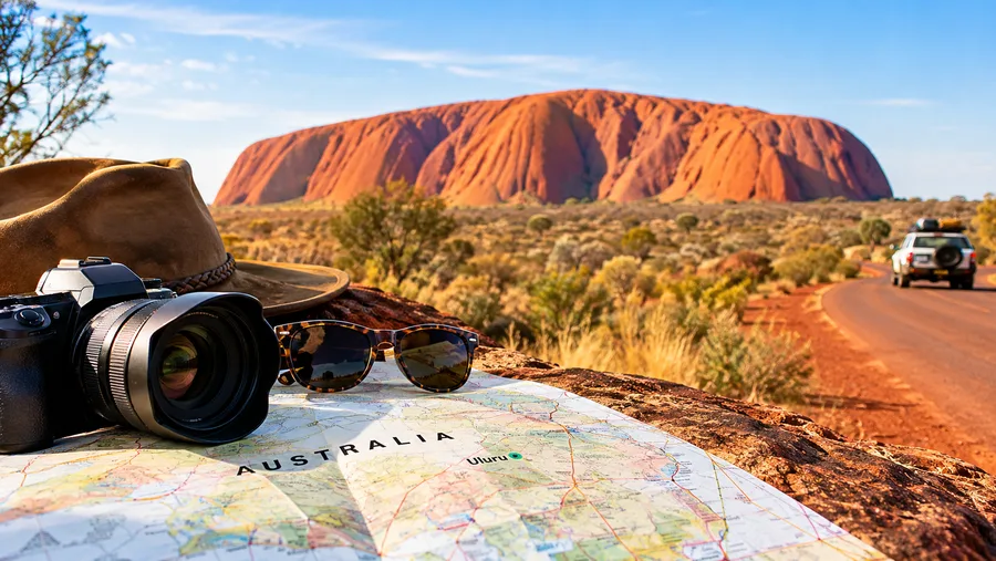 How to Get to Uluru: Flights, Driving Routes, and Transfers